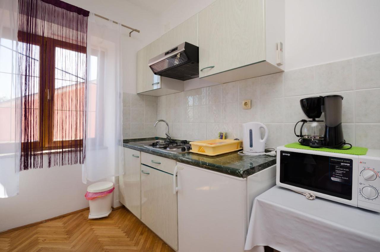 Apartments Mirjana B Lopar Exterior foto