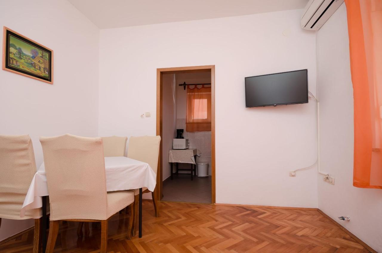 Apartments Mirjana B Lopar Exterior foto