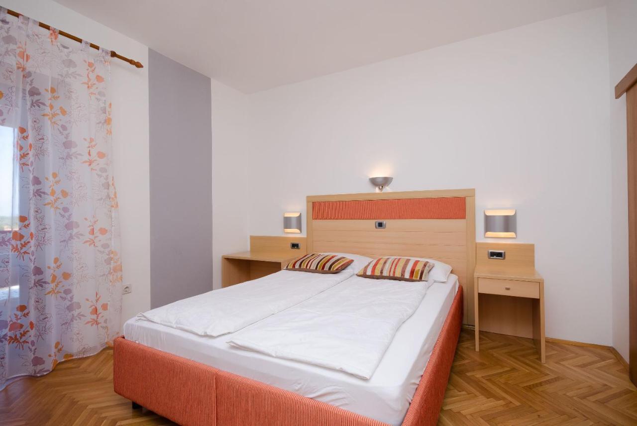 Apartments Mirjana B Lopar Exterior foto