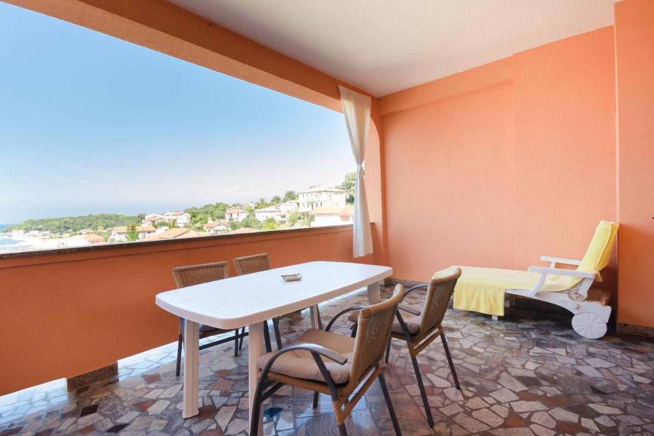 Apartments Mirjana B Lopar Exterior foto